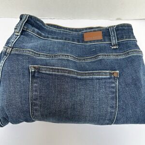 Judy Blue Women's Skinny Jeans - Medium Blue